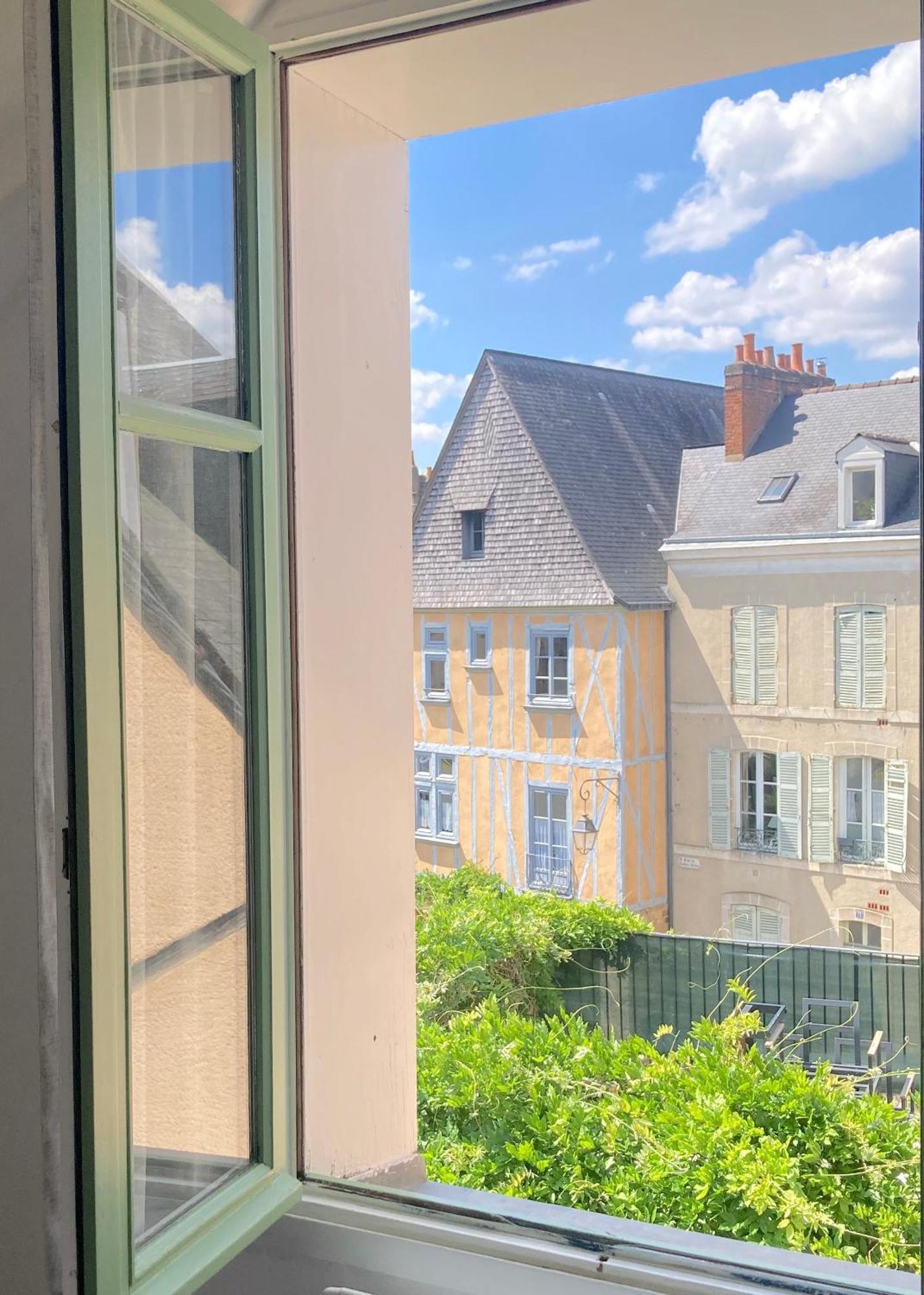Maison Avec Vue Sur La Cathedrale เลอม็องส์ ภายนอก รูปภาพ